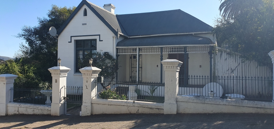 4 Bedroom Property for Sale in Uitenhage Central Eastern Cape